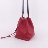 女包、女士包包、單肩斜挎包個(gè)性化定制、皮具箱包設(shè)計(jì)出紙格、手袋包袋打樣制版、布包皮包OEM代工生產(chǎn)制造、學(xué)生畢業(yè)設(shè)計(jì)大賽作品縫制、手工皮具私人專屬制作、款號(hào)190521